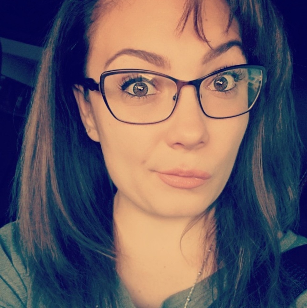 Meet your Posher, Ashley